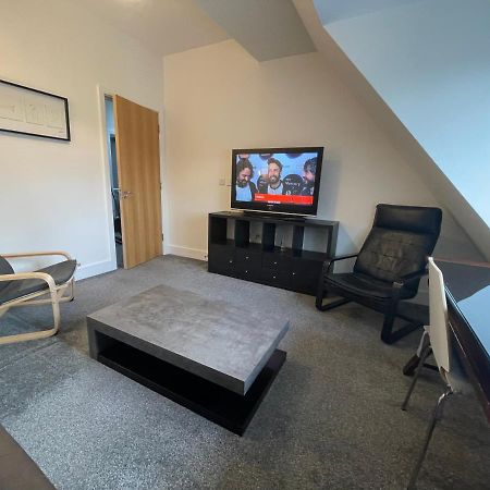 2 Bedroom 2 Bathroom Apartment 8 Including Free Parking บรอมลีย์ ภายนอก รูปภาพ